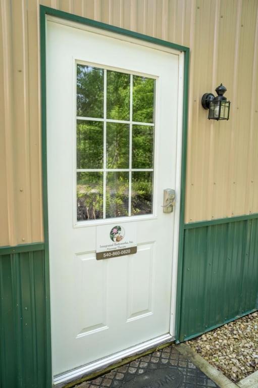 Mockingbird Mountain Spa And Retreat Luray Exterior foto